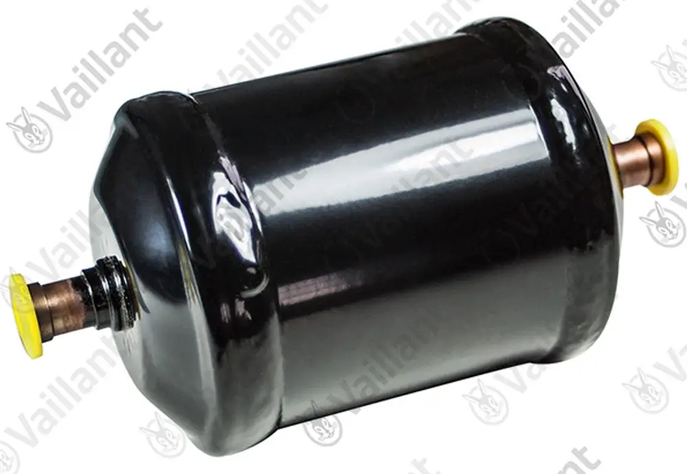 Vaillant Trockenfilter in zylindrischer Form, schwarz lackiert mit zwei Anschlüssen, gelben Verschlusskappen und metallischen Verbindungsteilen.